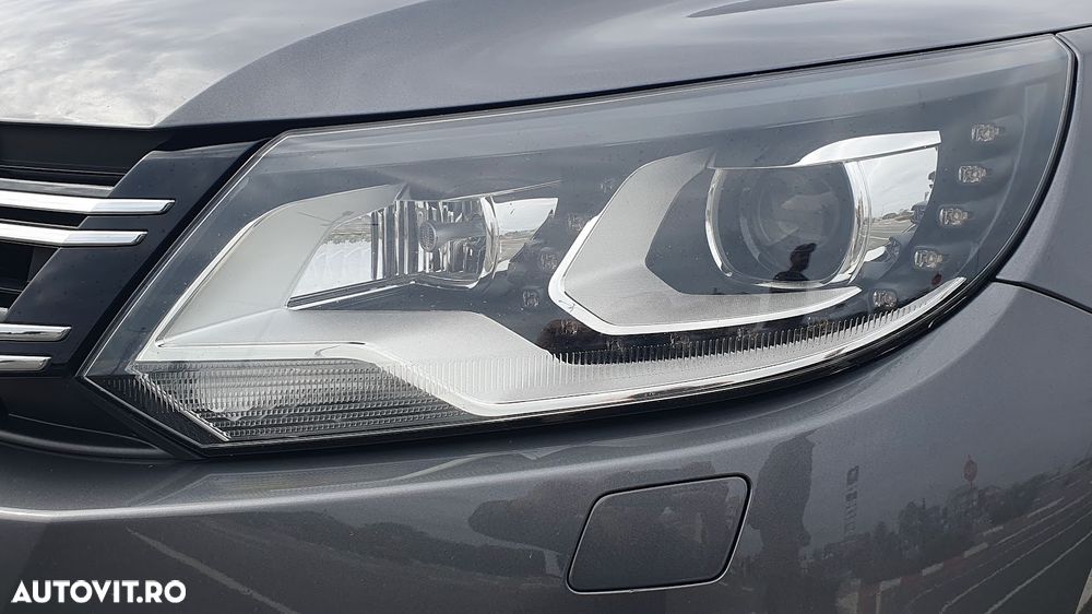 Volkswagen Tiguan 2.0 TDI DPF BlueMotion Technology Lounge Sport & Style - 3