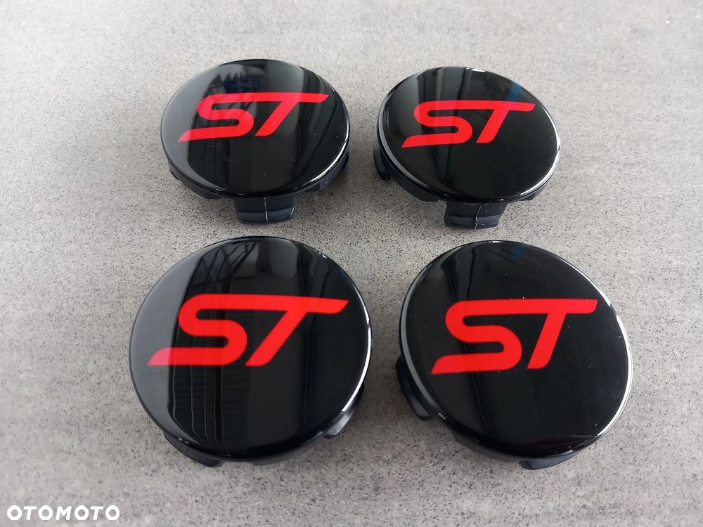 Nakładka środkowa czarna z logo ST - kołpak - zaślepka alufelgi Ford 2566957 - 3