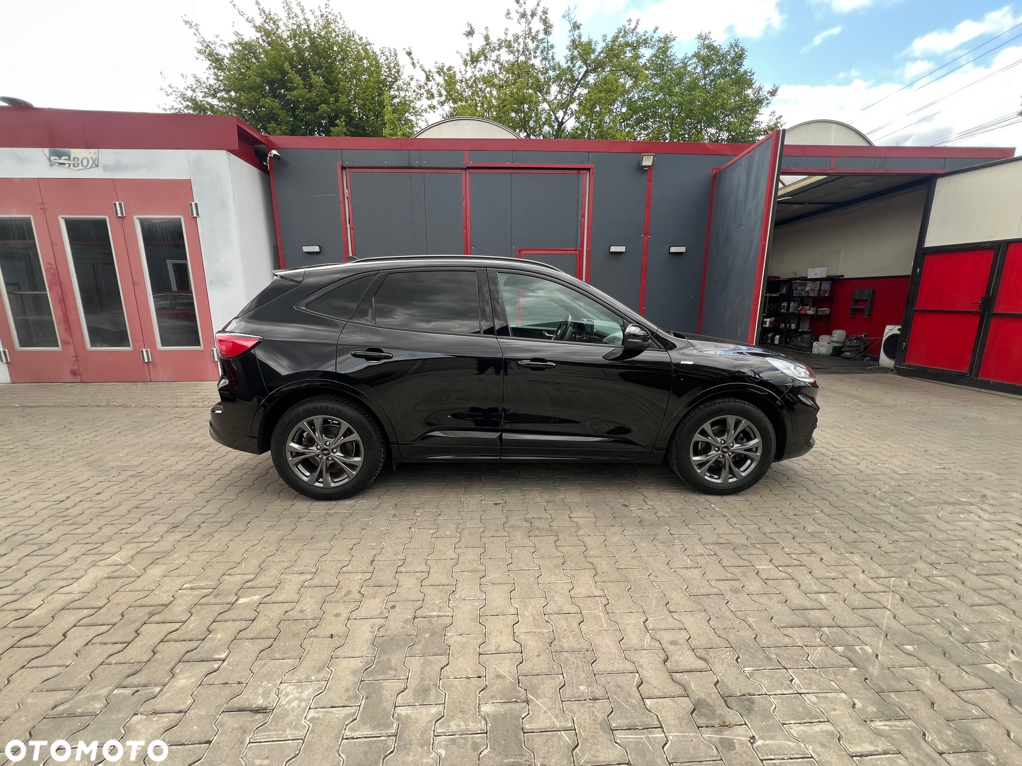 Ford Kuga 2.5 FHEV AWD ST-Line - 8
