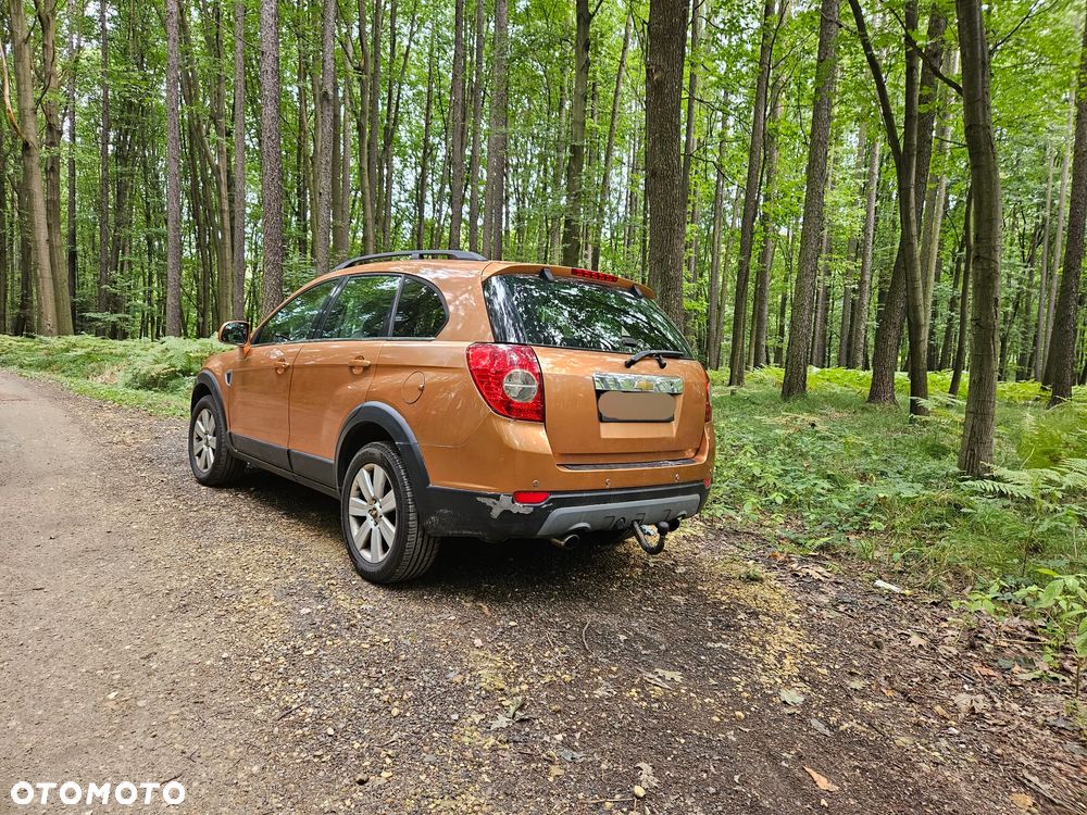 Chevrolet Captiva 2.0 d LT high - 4
