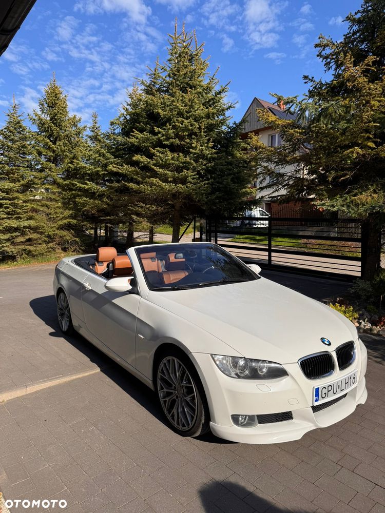 BMW Seria 3 320i - 4