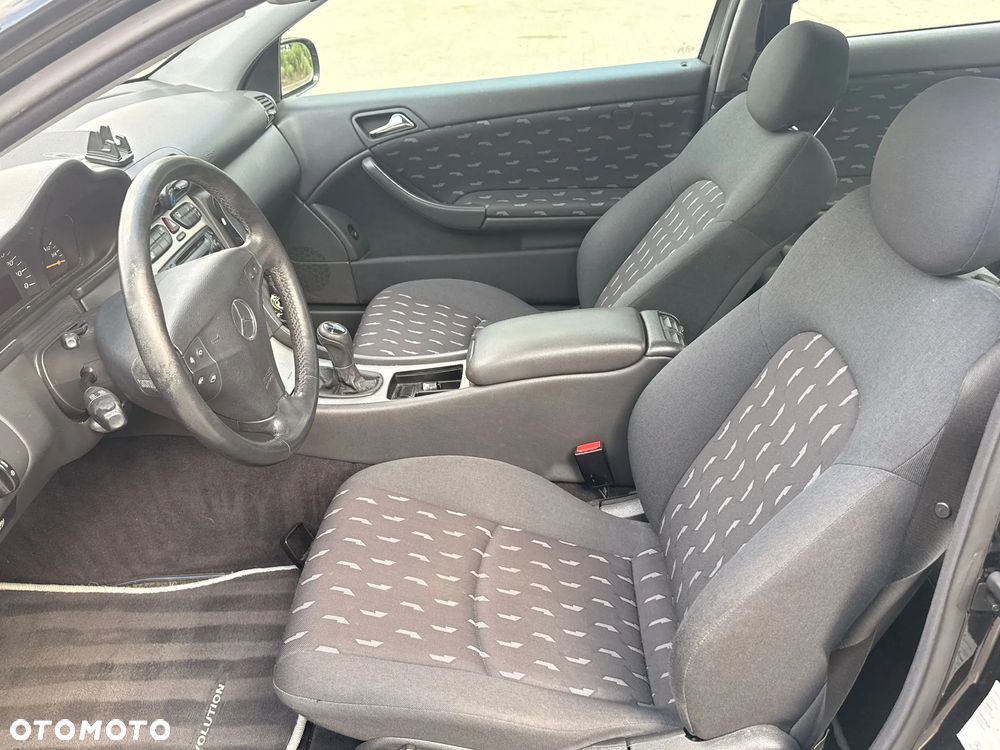 Mercedes-Benz Klasa C 200 Kompressor Automatik - 17