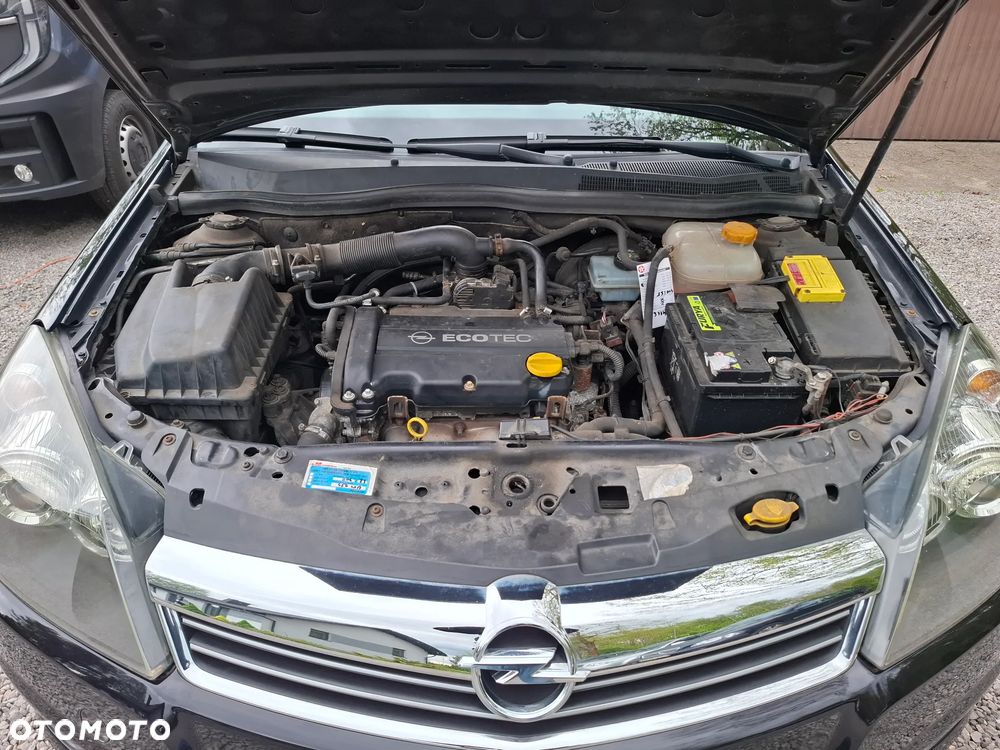 Opel Astra 1.4 NJoy - 20