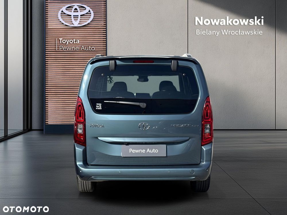 Toyota Proace City Verso 1.2 D-4T Family - 5
