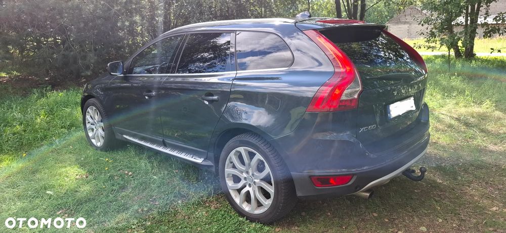 Volvo XC 60 - 4