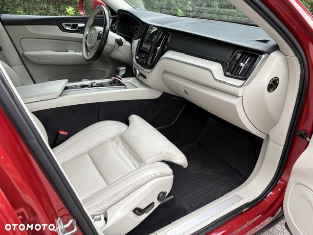 Volvo XC 60 T5 AWD Inscription - 16