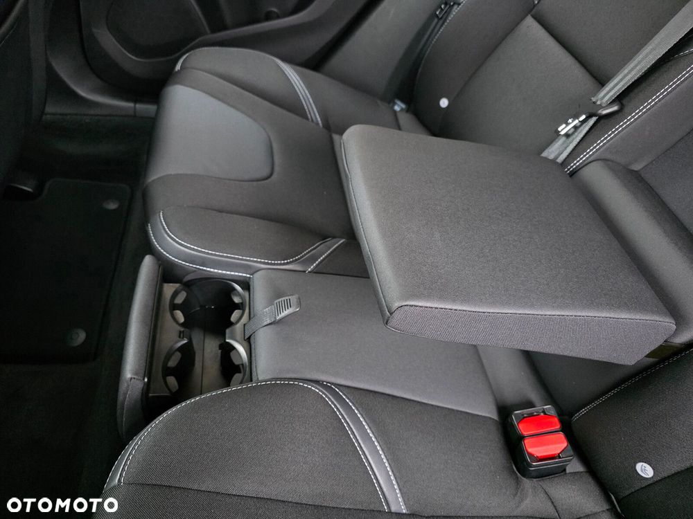Volvo V40 - 17