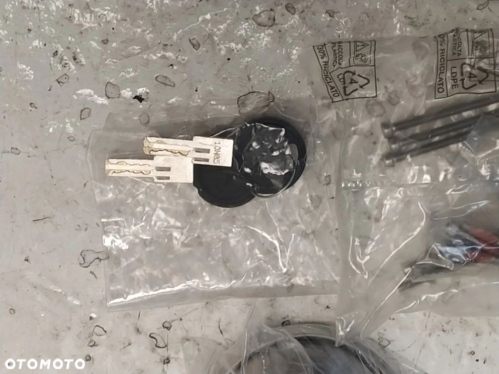 DODATKOWA BLOKADA BEZPIECZEŃSTWA ZAMEK DRZWI ZABEZPIECZENIE ŁADUKU KOMPLET NOWY - 5