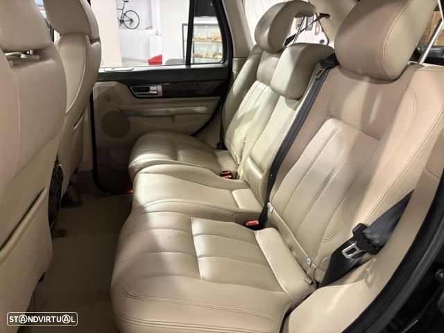 Land Rover Range Rover Sport 3.0 TDV6 HSE - 24