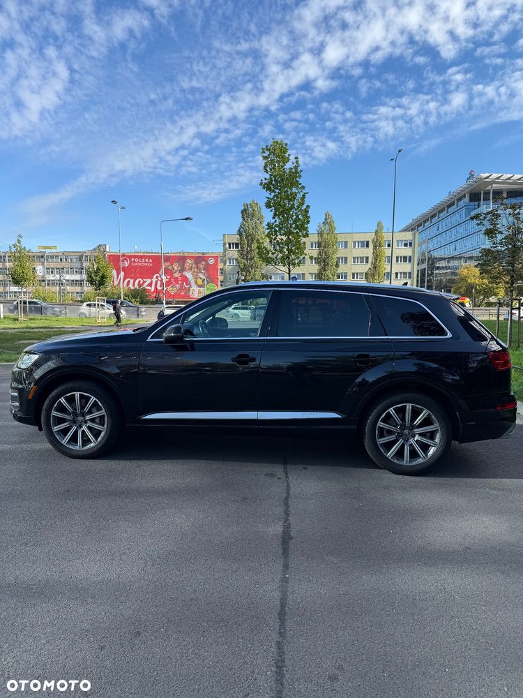 Audi Q7 - 7
