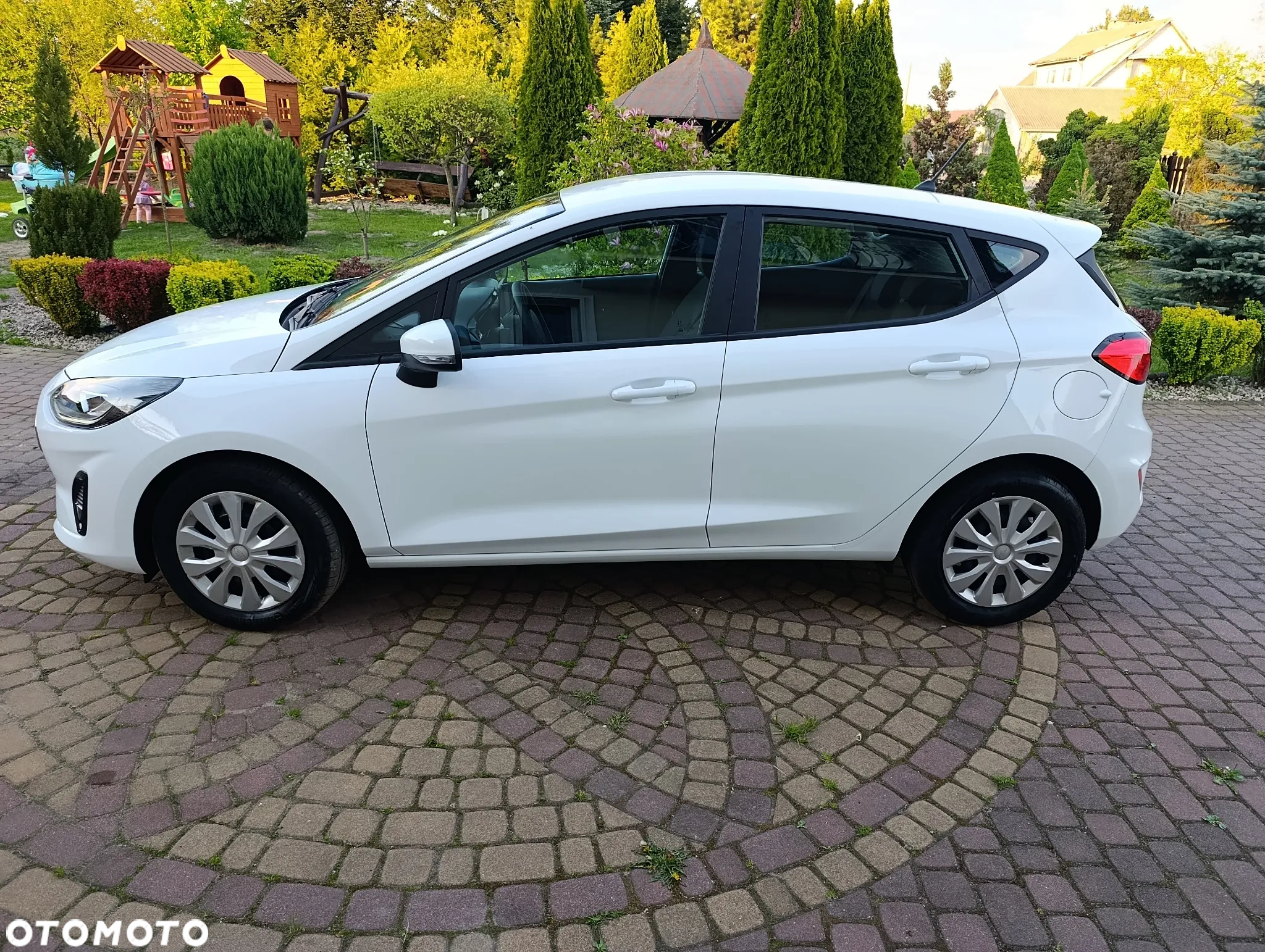 Ford Fiesta - 25