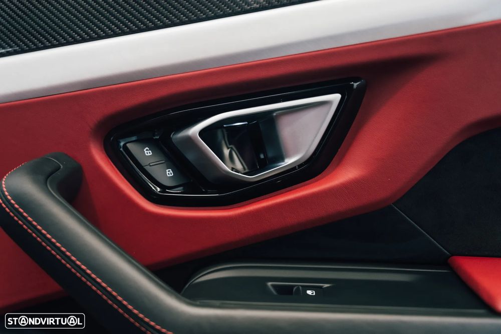 Lamborghini Urus 4.0 V8 - 42