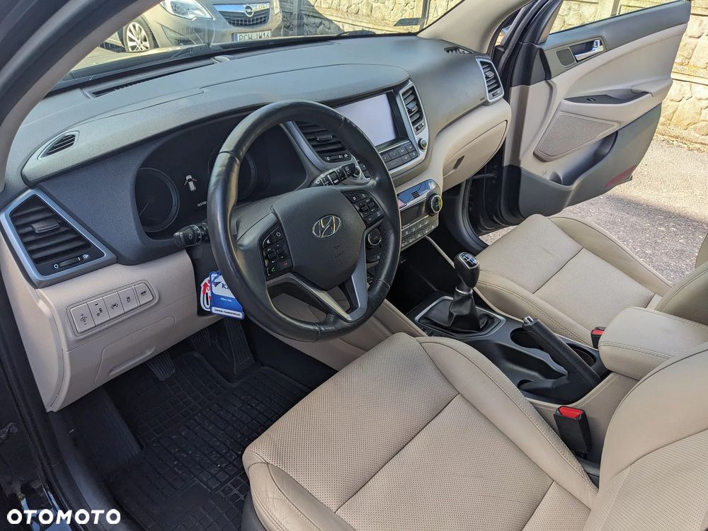 Hyundai Tucson 2.0 CRDI 4WD Premium - 23