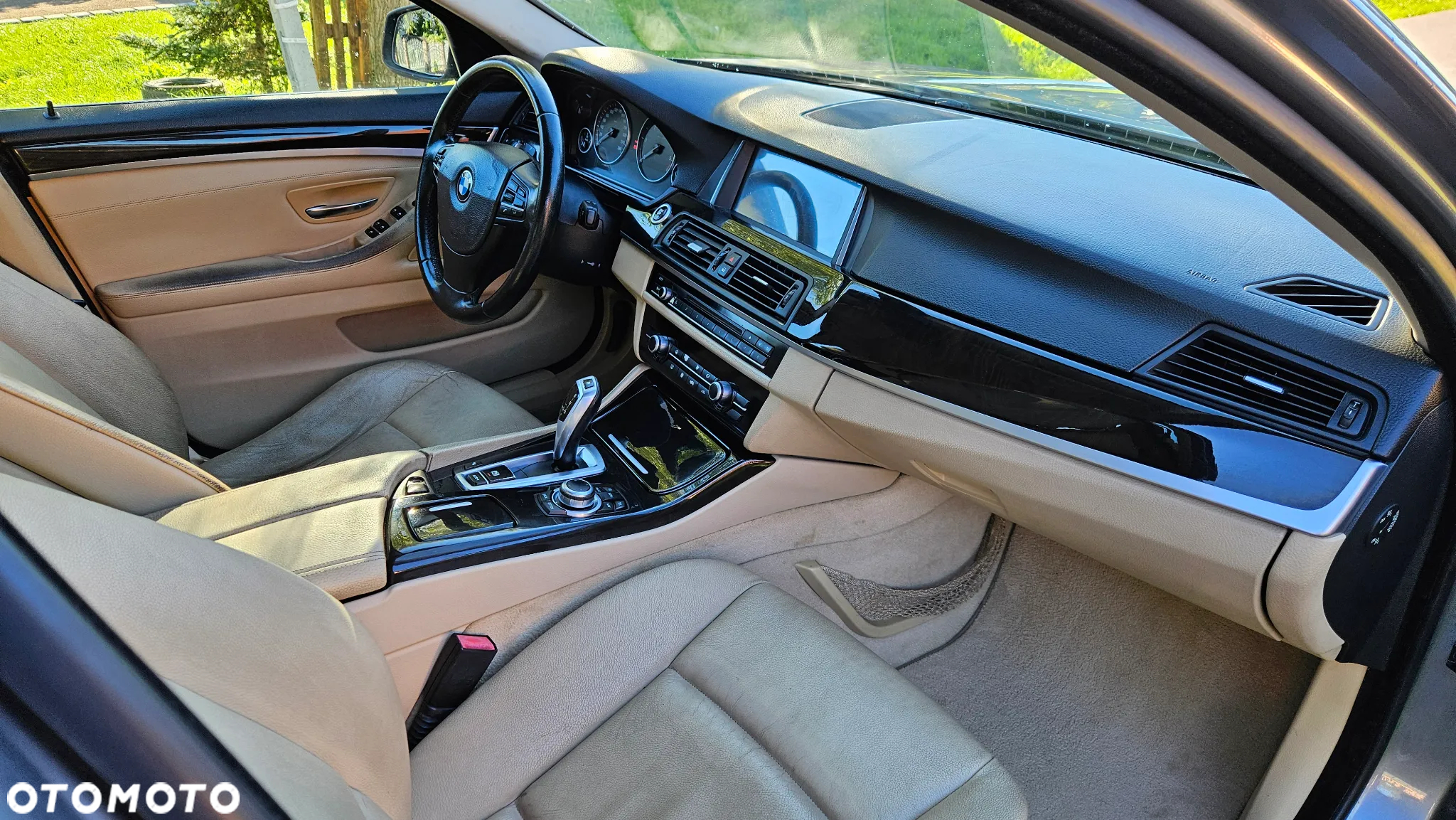 BMW Seria 5 520d Touring Luxury Line - 15