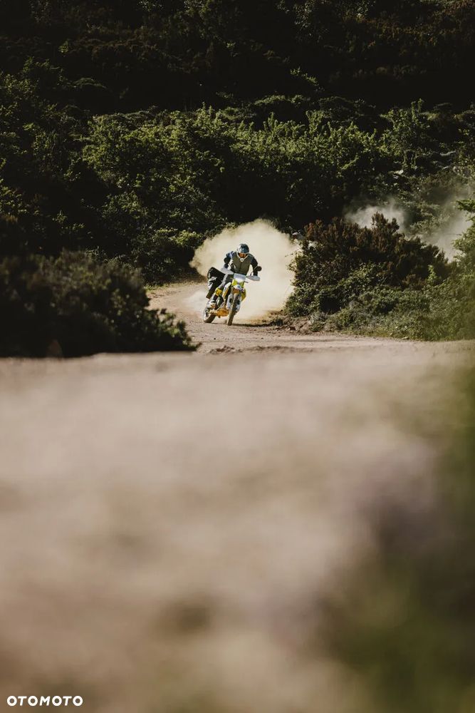 Husqvarna 701 - 16