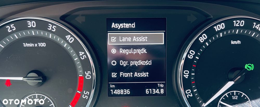 Skoda Octavia 2.0 TDI Ambition DSG - 10