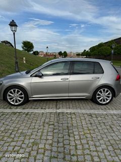 Volkswagen Golf 2.0 TDI Highline - 11