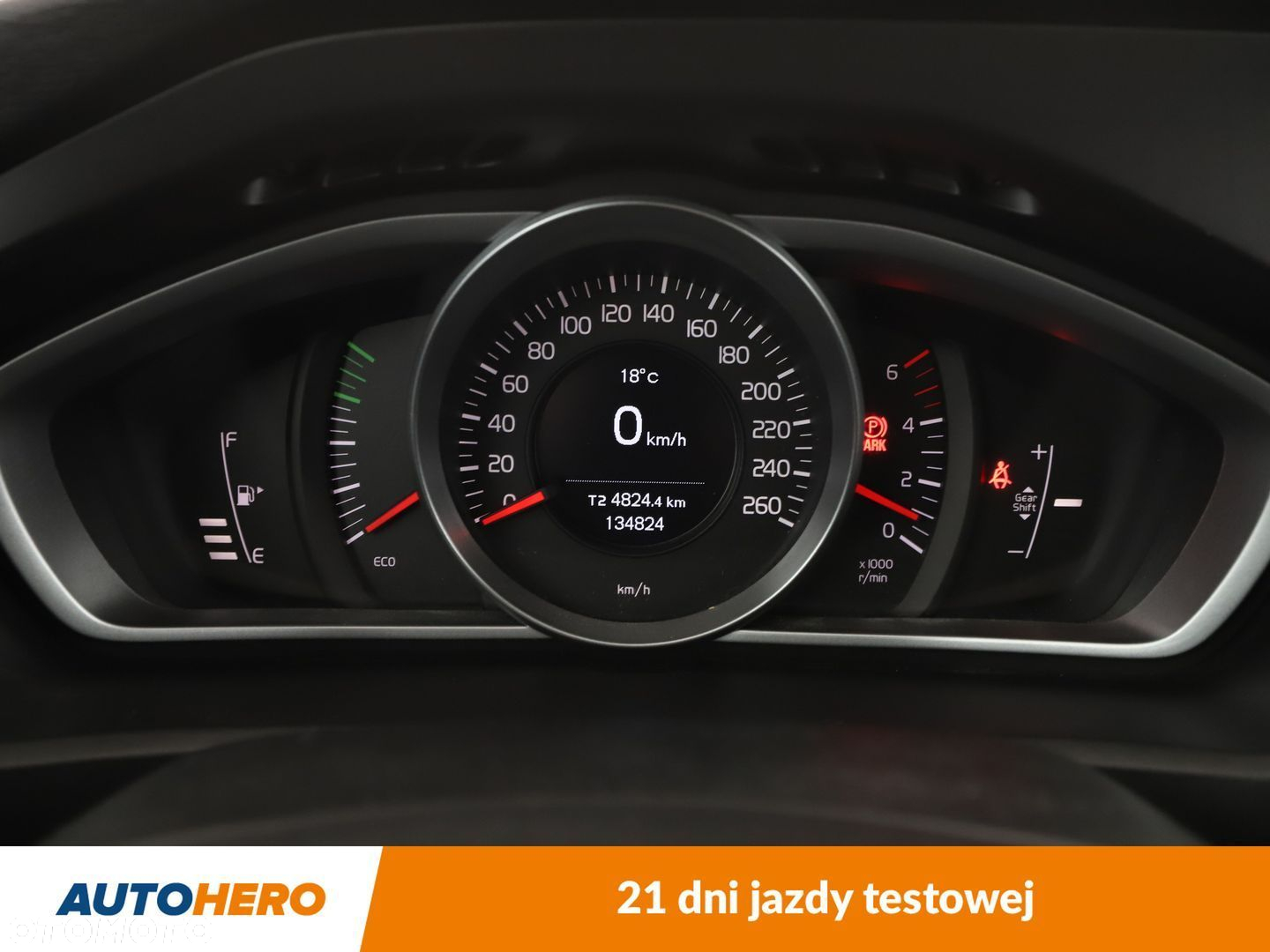 Volvo V40 Cross Country - 19