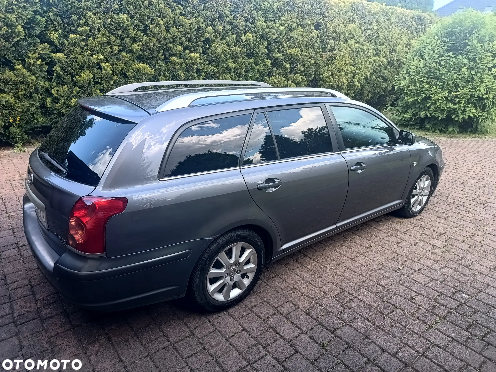 Toyota Avensis - 7