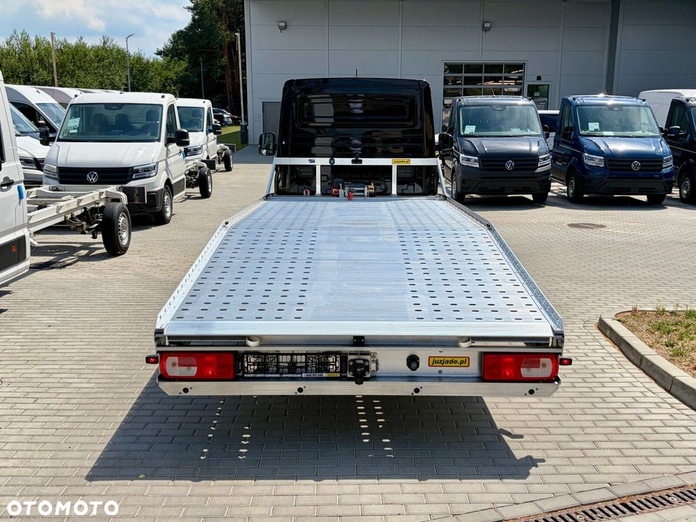 Volkswagen Crafter 35 Podwozie z pojedynczą kabiną silnik: 2,0 l EU6 SCR 177 KM / skrzynia biegów: Przedni napęd manualna 6-biegowa rozstaw osi: 4490 mm - 10