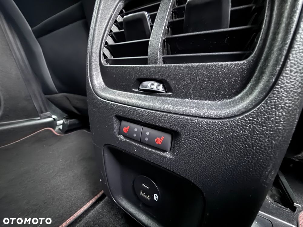 Ford Kuga 2.5 Duratec PHEV ST-LINE X - 10