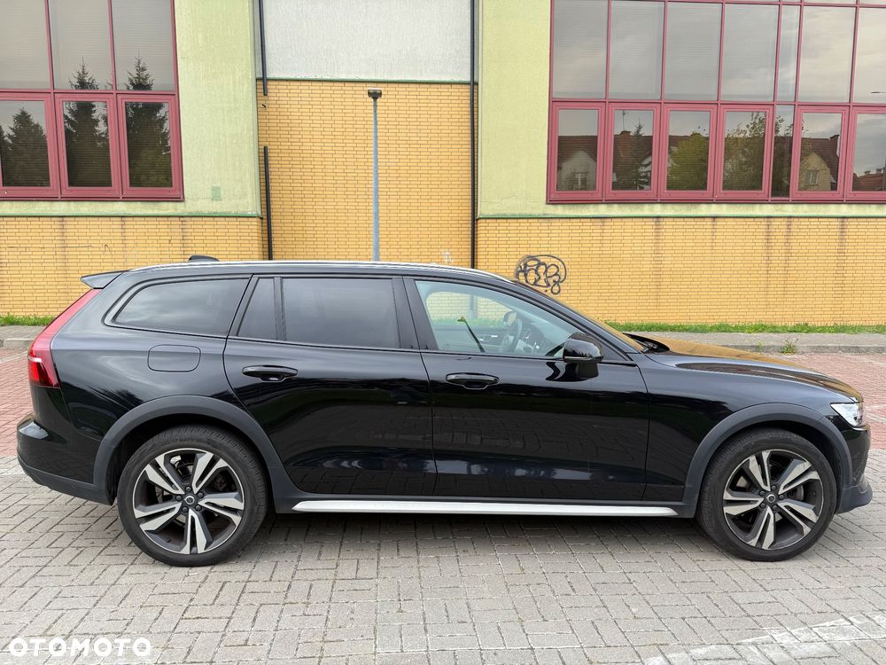 Volvo V60 Cross Country Plus B4 D AWD - 7