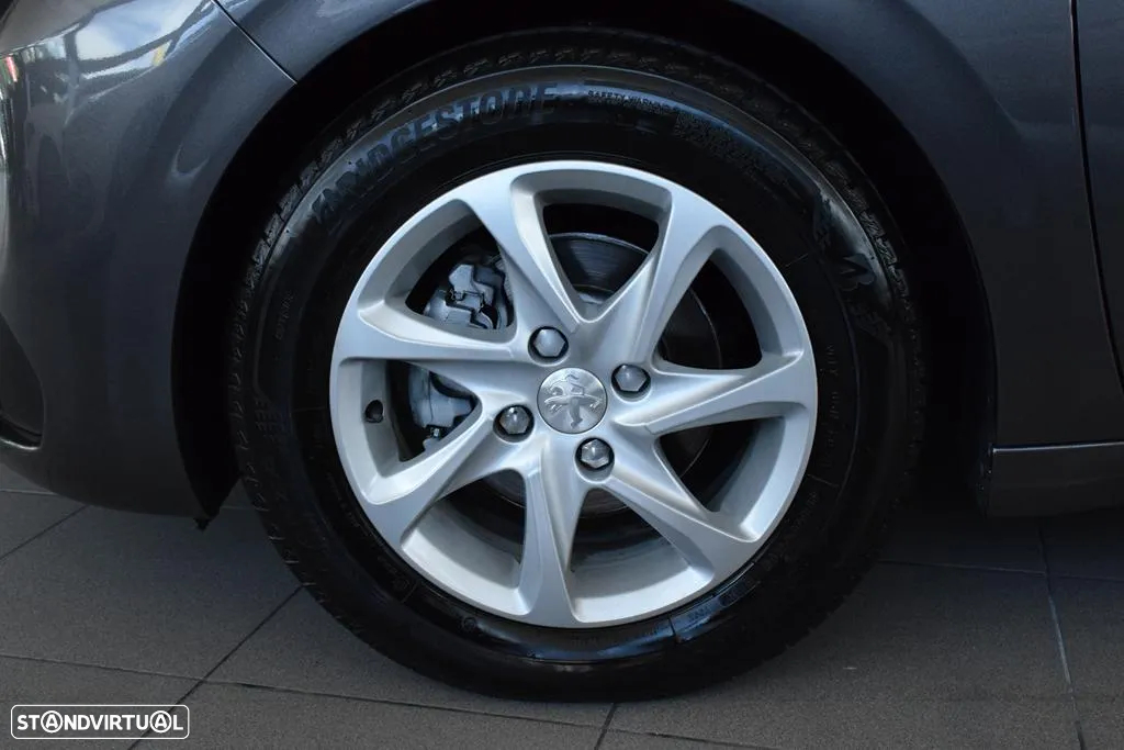Peugeot 208 1.5 BlueHDi Signature - 40