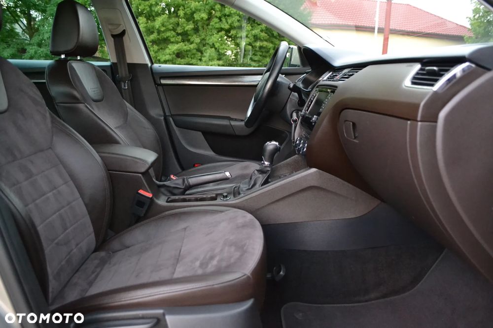 Skoda Octavia 2.0 TDI 4x4 DSG Scout - 25