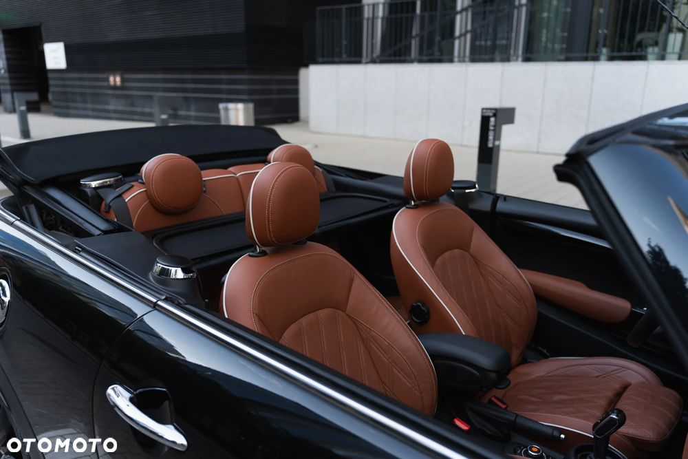 MINI Cooper S Cabrio John Works Trim - 17