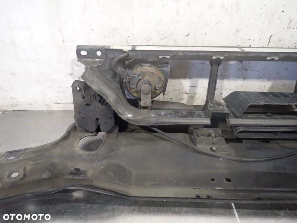PAS PRZEDNI VOLVO S80 2.4 - 10