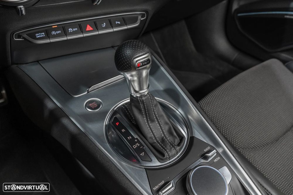 Audi TT Coupé 2.0 TFSI quattro S tronic - 18