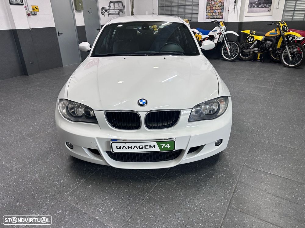 BMW 118 d Pack M - 32