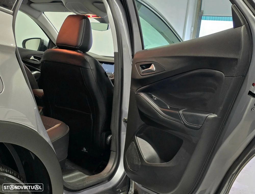 Opel Grandland X 1.6 T PHEV Design & Tech - 40