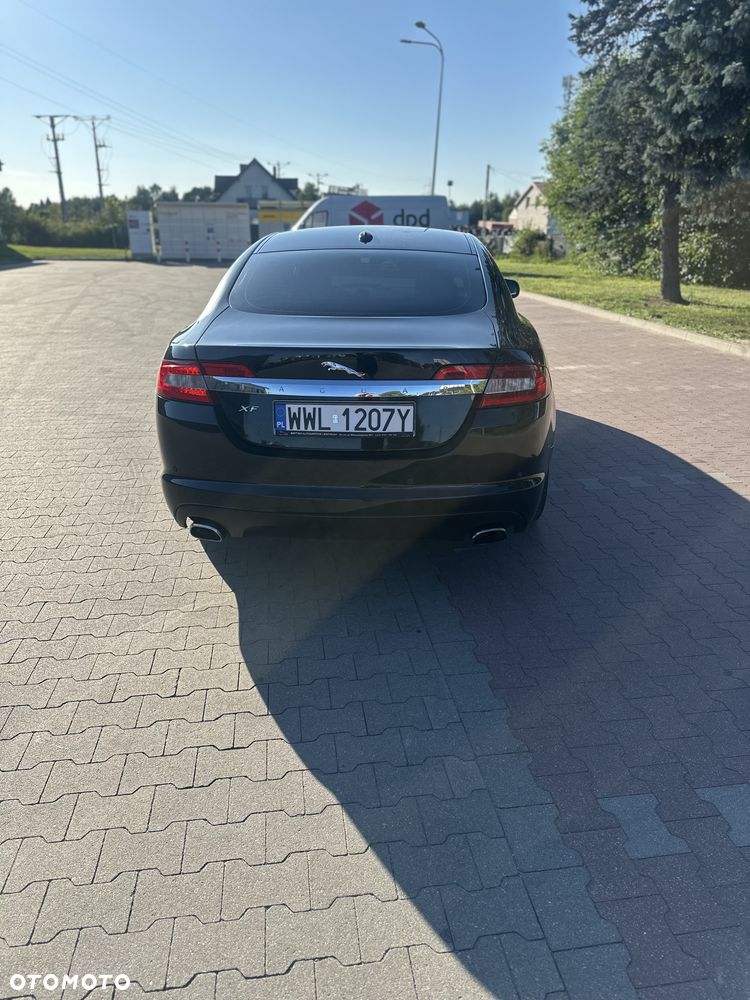 Jaguar XF - 4