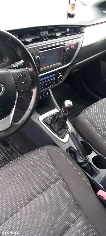 Toyota Auris 1.6 Valvematic Executive - 15