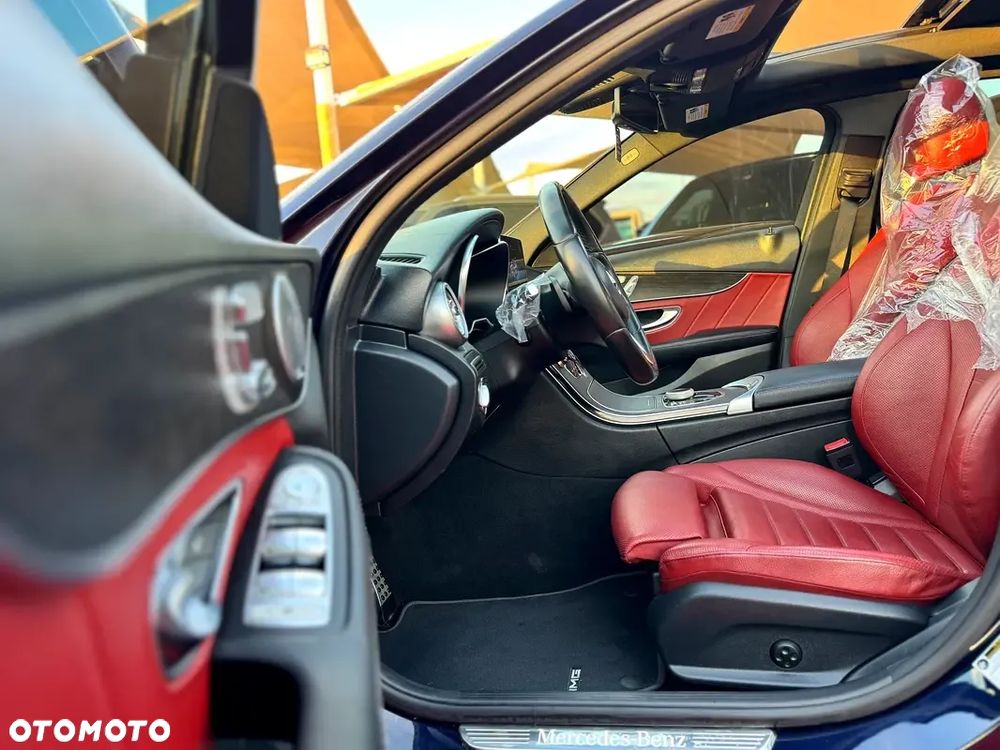 Mercedes-Benz Klasa C 300 4Matic 9G-TRONIC - 10