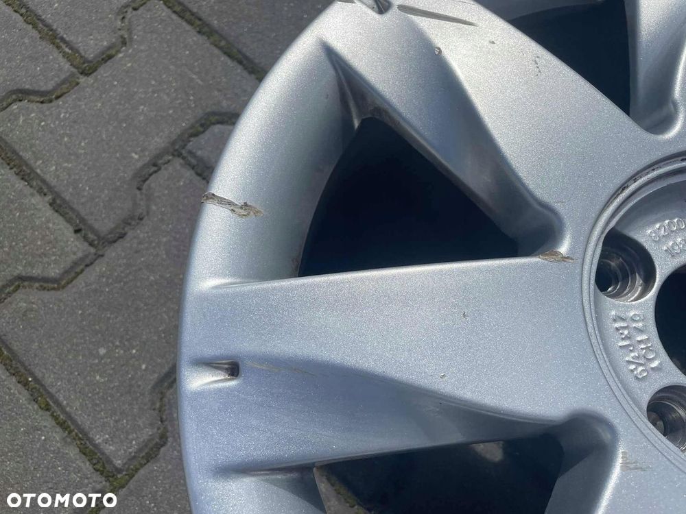 Felga Aluminiowa Renault Megane Scenic II 6.5" x 17" 4x100 ET 49 8200412198 - 2