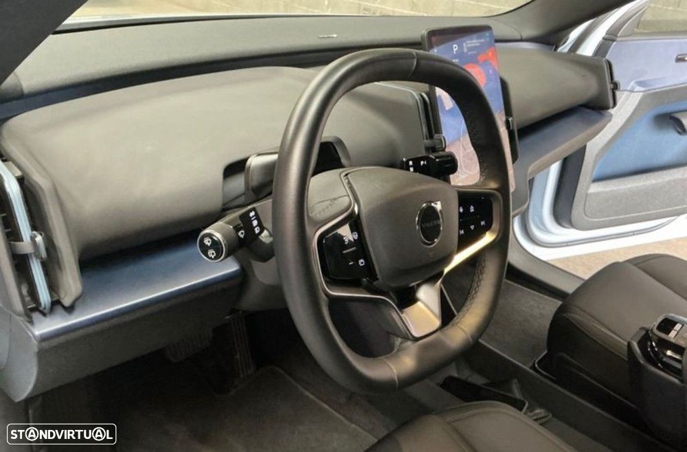 Volvo EX30 69 kWh Single Motor Extended Range Plus - 11