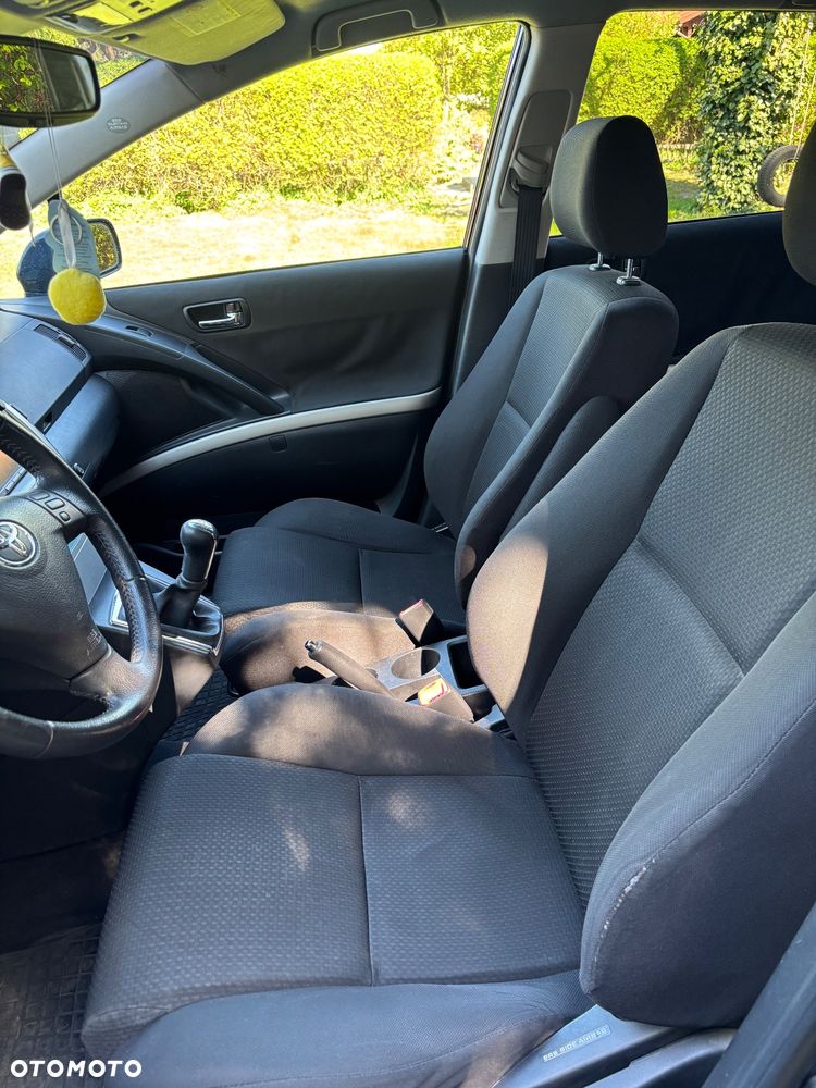 Toyota Corolla Verso 1.8 Sportschau Edition - 9