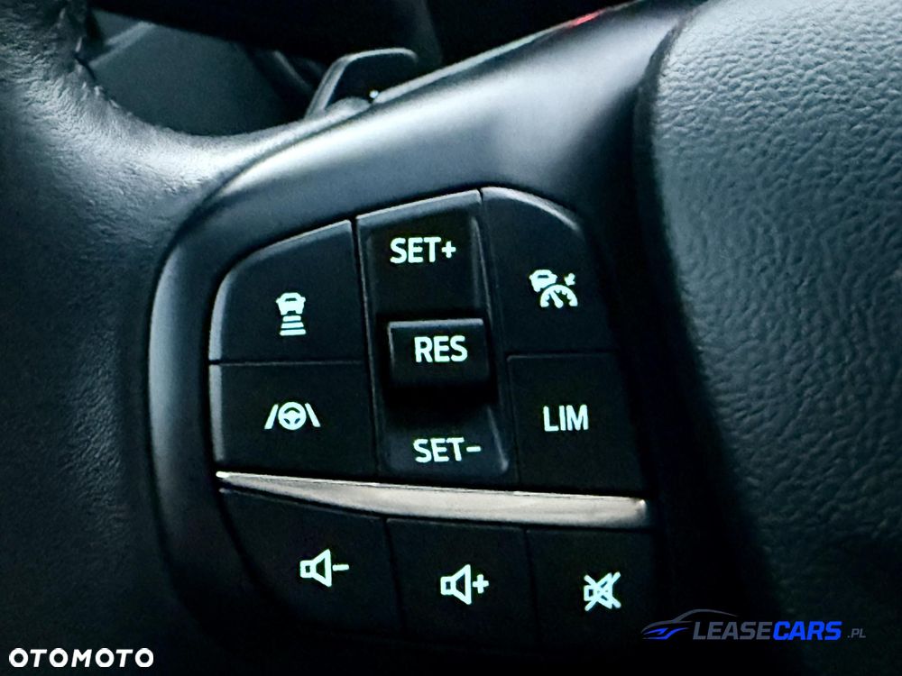 Ford Focus 2.0 EcoBlue Titanium - 17