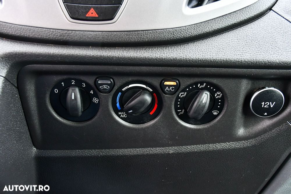 Ford Transit - 13