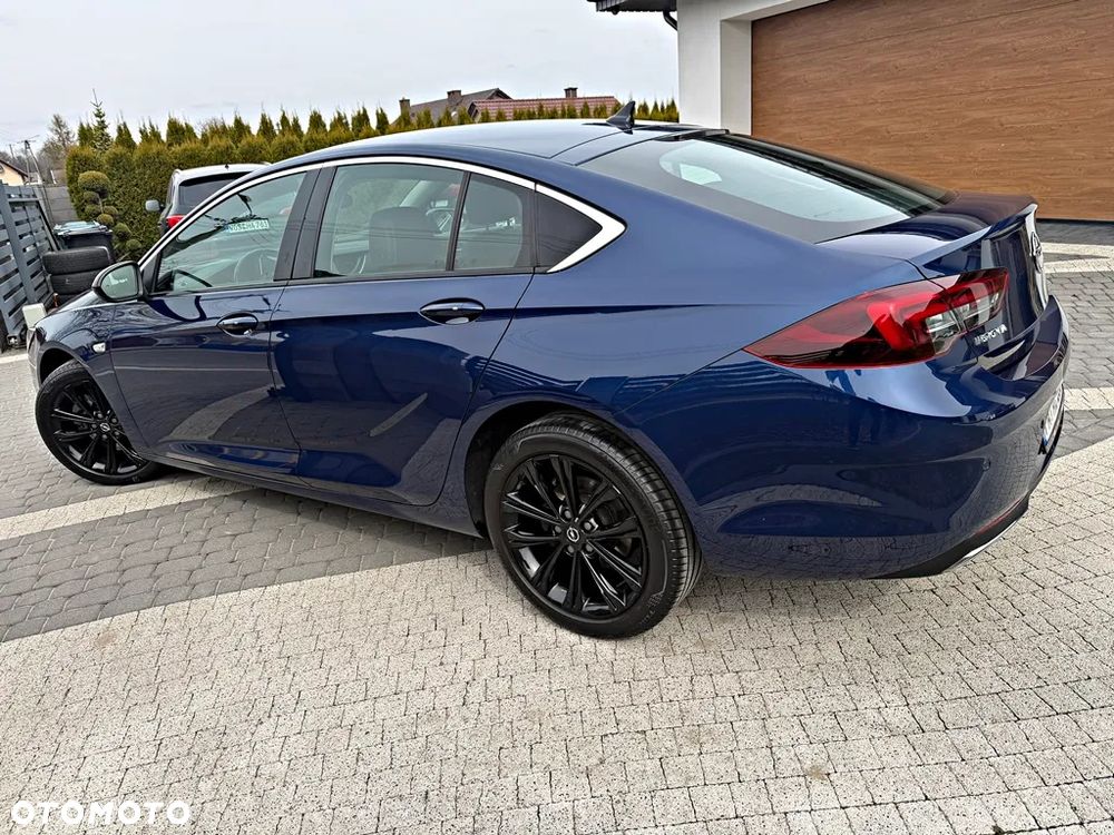 Opel Insignia 2.0 CDTI Business Elegance S&S - 10