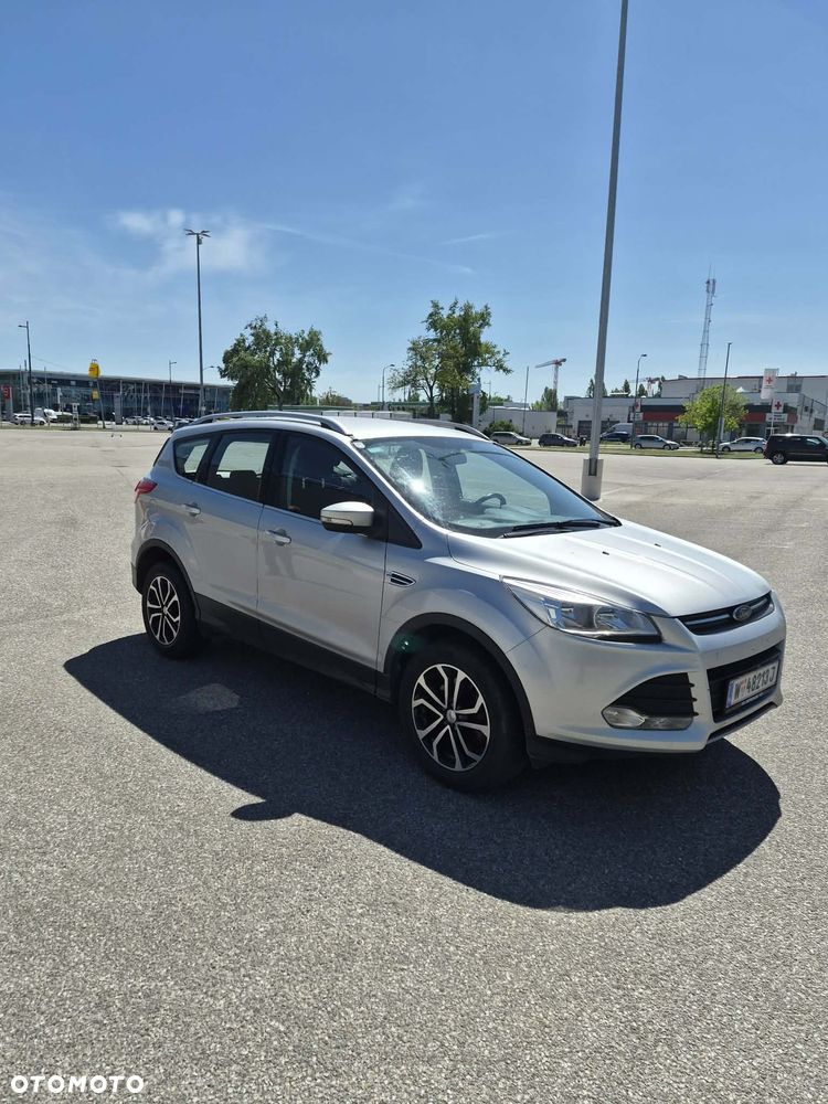 Ford Kuga - 12