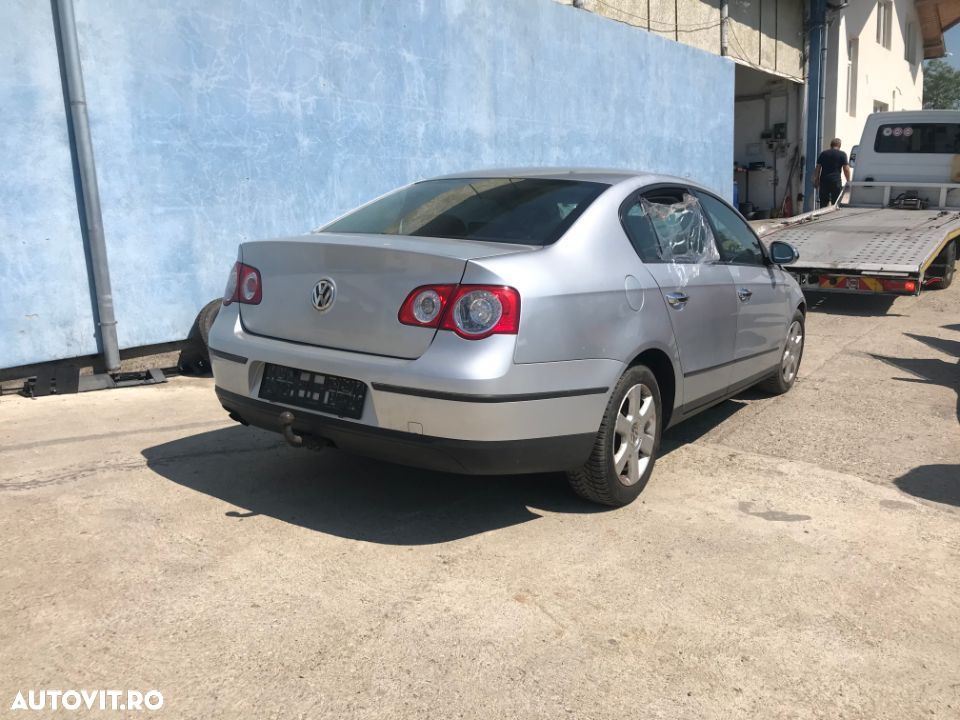 Dezmembram piese VW Passat B6 - 1