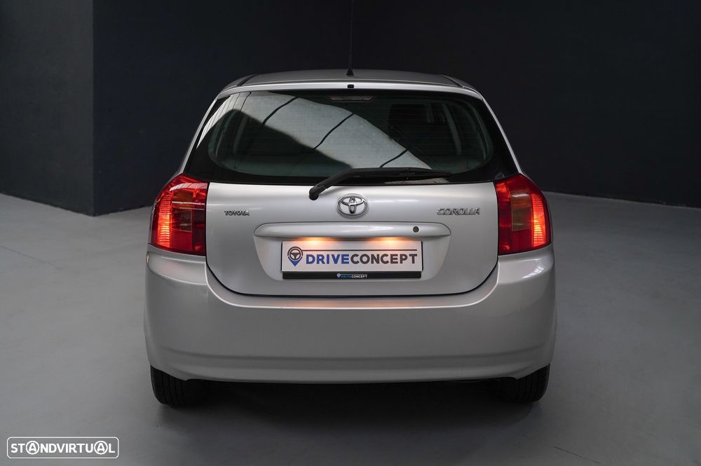 Toyota Corolla 1.4 Sol - 13