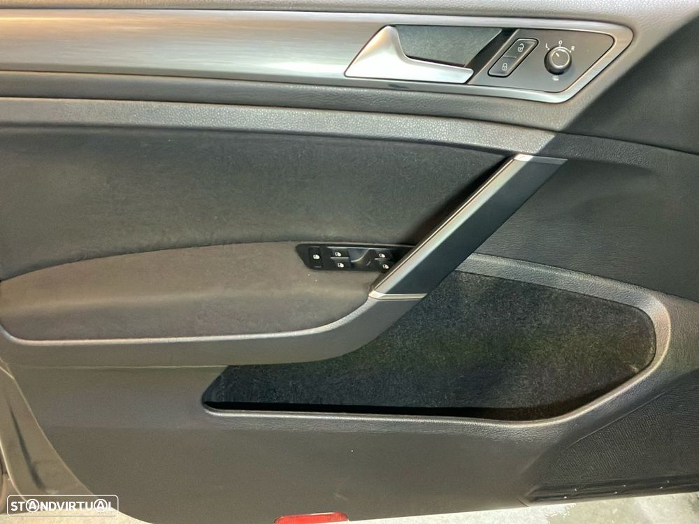 VW Golf Variant 1.5 TSI BM Confortline - 21