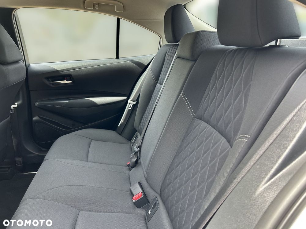 Toyota Corolla - 13