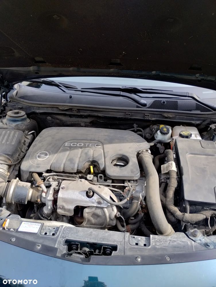 Opel Insignia - 14