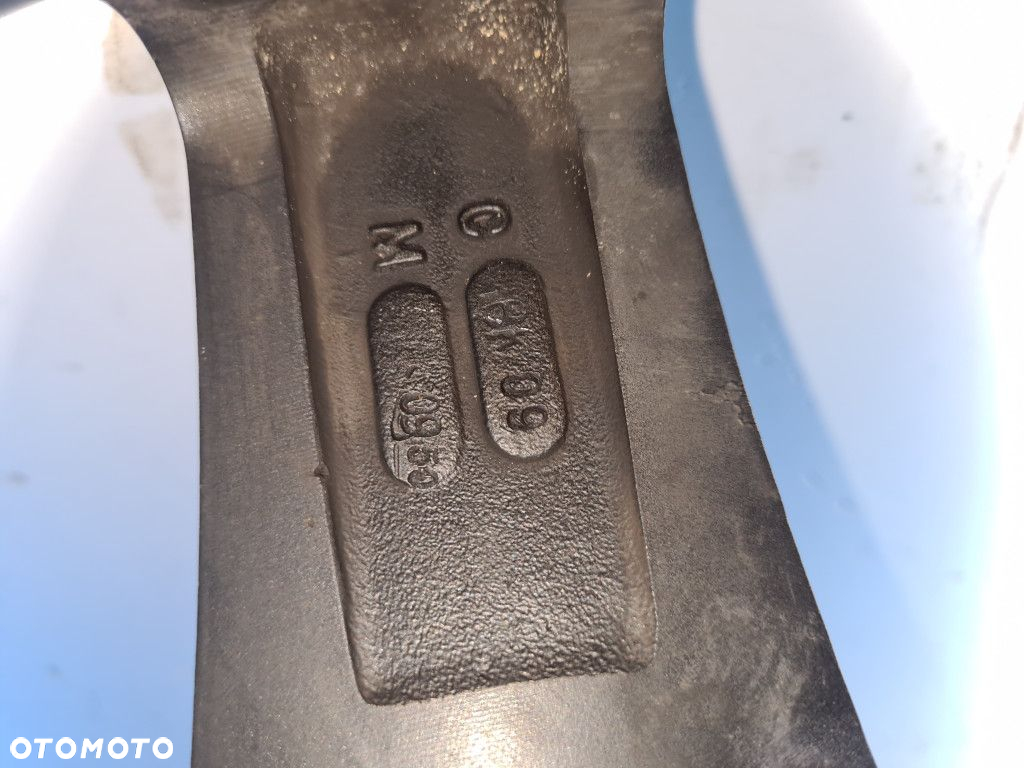 FELGA ALUMINIOWA 5X100 17R - 8