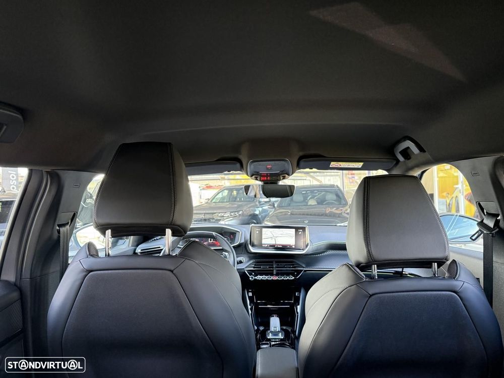 Peugeot 2008 1.2 PureTech GT EAT8 - 43